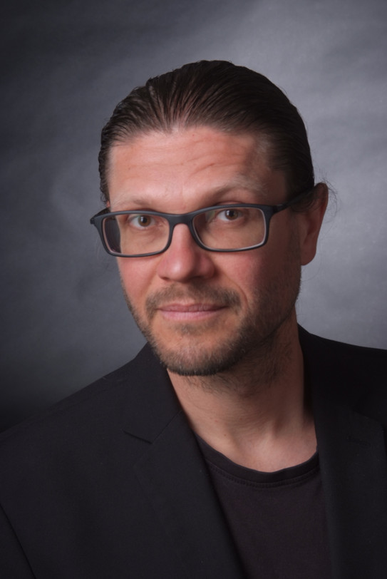 The picture shows Konrad Boettcher.