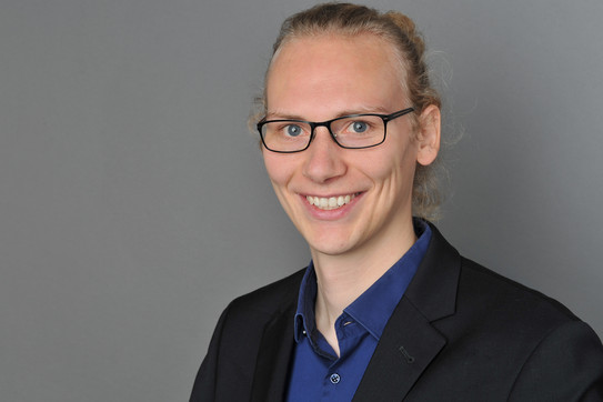 The image shows Alexander Behr