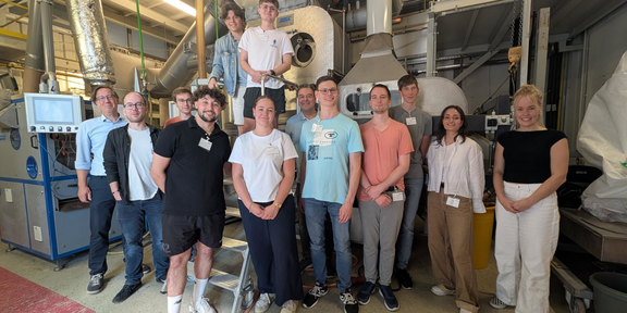 The image shows a group foto from the excursion.