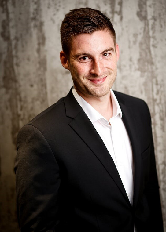 The image shows Aljoscha Frede.